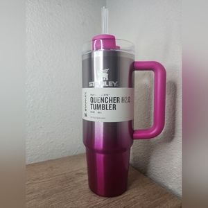Stanley Tumbler 30oz The Flowstate Quencher H2.0 Camelia Gradient Ombré NWT